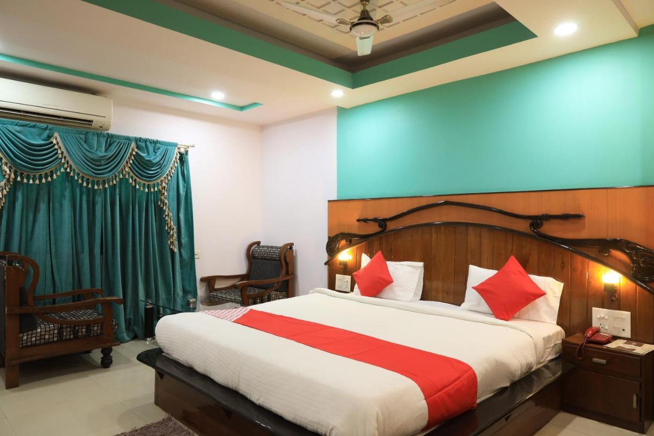 Oyo Flagship 77764 Hotel Rahul Ganeshpeth Colony Nagpur Eksteriør billede