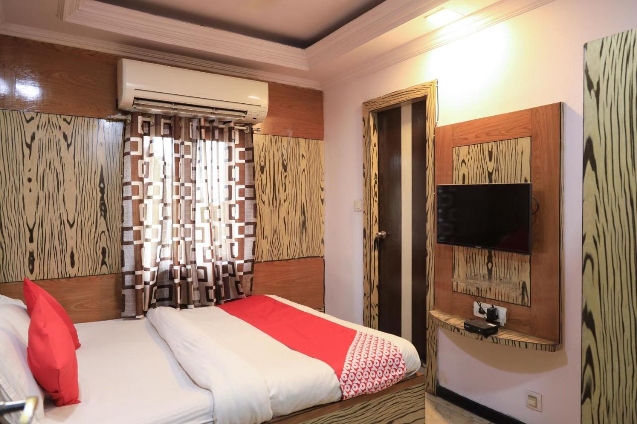 Oyo Flagship 77764 Hotel Rahul Ganeshpeth Colony Nagpur Eksteriør billede
